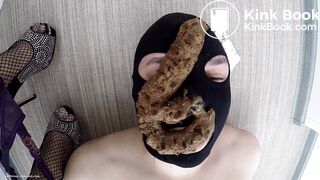 Long smelly dump for her slave.