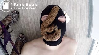 Long smelly dump for her slave.