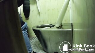 2 girls caught pooping