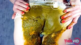 WOW! Looks so nice! Jeans Shitting with Lace Panties Anal Fingering