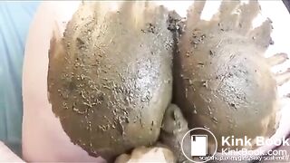 Sexy scat milf