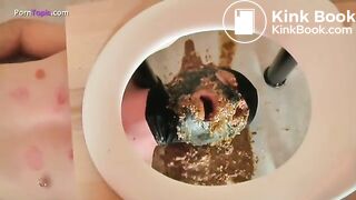 Foi tentar comer a merda da loira mas acabou vomitando