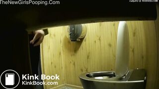Girl poops - video 12