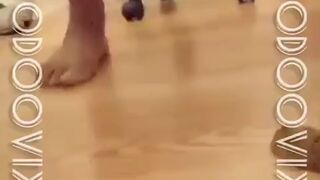 BBW shitting around