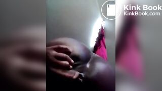 Ebony poop - video 43