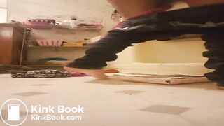 Defecating in a pizza box