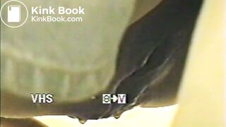 mature women squat toilet 09