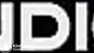 Japanese woman diarrhea outside (1/5)