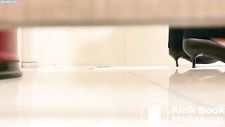 spy toilet - video 225