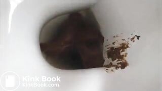 Big load from a pierced milf