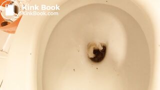 Hot tattoo'd girl pulls her arse cheeks apart to make way for a sticky one