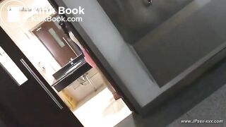 Chinese girls go to toilet 107