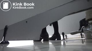 girl pooping in toilet - video 9