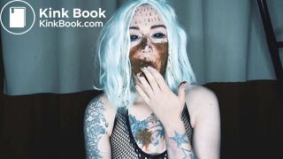 gorgeous and sexy Russian shitting - video 5