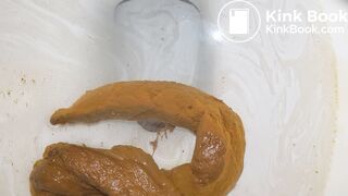 Korean girl shitting - video 3