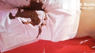 Panty poop and poop on white jeans then smearing - video 5