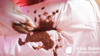 Panty poop and poop on white jeans then smearing - video 5