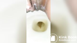 Ebony Shitting - video 4