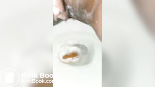 Ebony Shitting - video 4