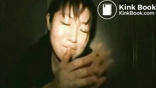 Japscat in Public Toilet 01