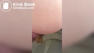 Sloopy shit poop in cold day