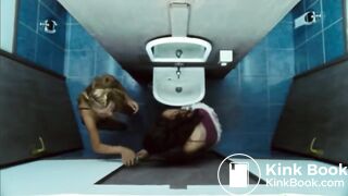Diarrhea and fart - video 4