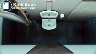 Diarrhea and fart - video 4
