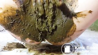 girl poops Masturbates her ass and shoves her shit in her pussy and gets an