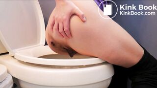 woman pooping on toilet - video 101