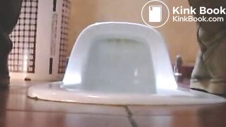 korean girl pooping - video 45