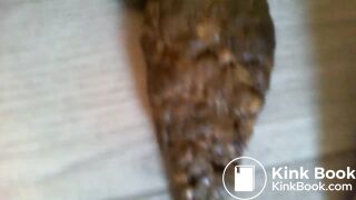 sexy girl shitting a lot