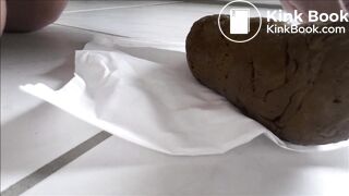 woman pooping on the floor - video 111