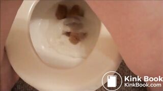 Pooping Blonde - video 2
