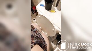 Mature Jiggly SSBBW Takes A Sloppy Shit 2