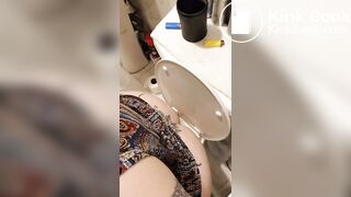 Mature Jiggly SSBBW Takes A Sloppy Shit 2