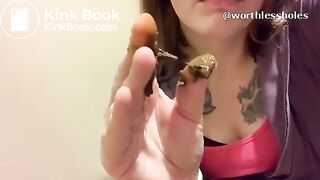 [ME] Eating and playing with shit at work