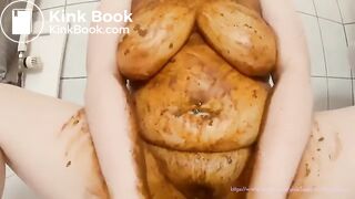 Smearing my warm shit on my body