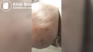 Pooping backshot