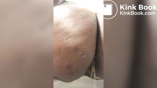 Pooping backshot