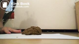 Woman shit a birthday cake