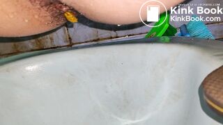 She Poop In The Afternoon