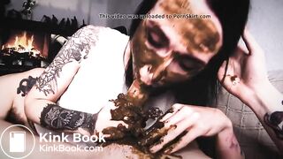 HOT DEMON GIRL GIVES A AWSOME SCAT BLOWJOB