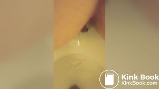 nice girl poo in toilet
