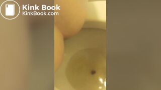 nice girl poo in toilet