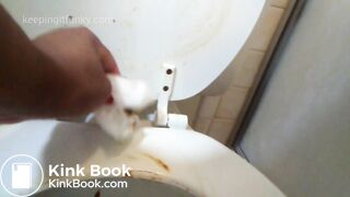 Ebony Sprays Toilet