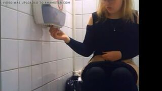 Spycam of Sexy teen toilet diarrhea farting