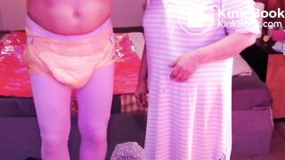 private Windel diaper vollgeschissen