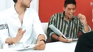 no toilet papaer scene