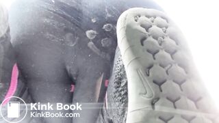 I poop on the glass of my car on holidays in Spain