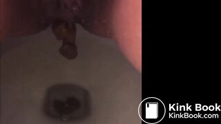 Girl shitting in public pt 2